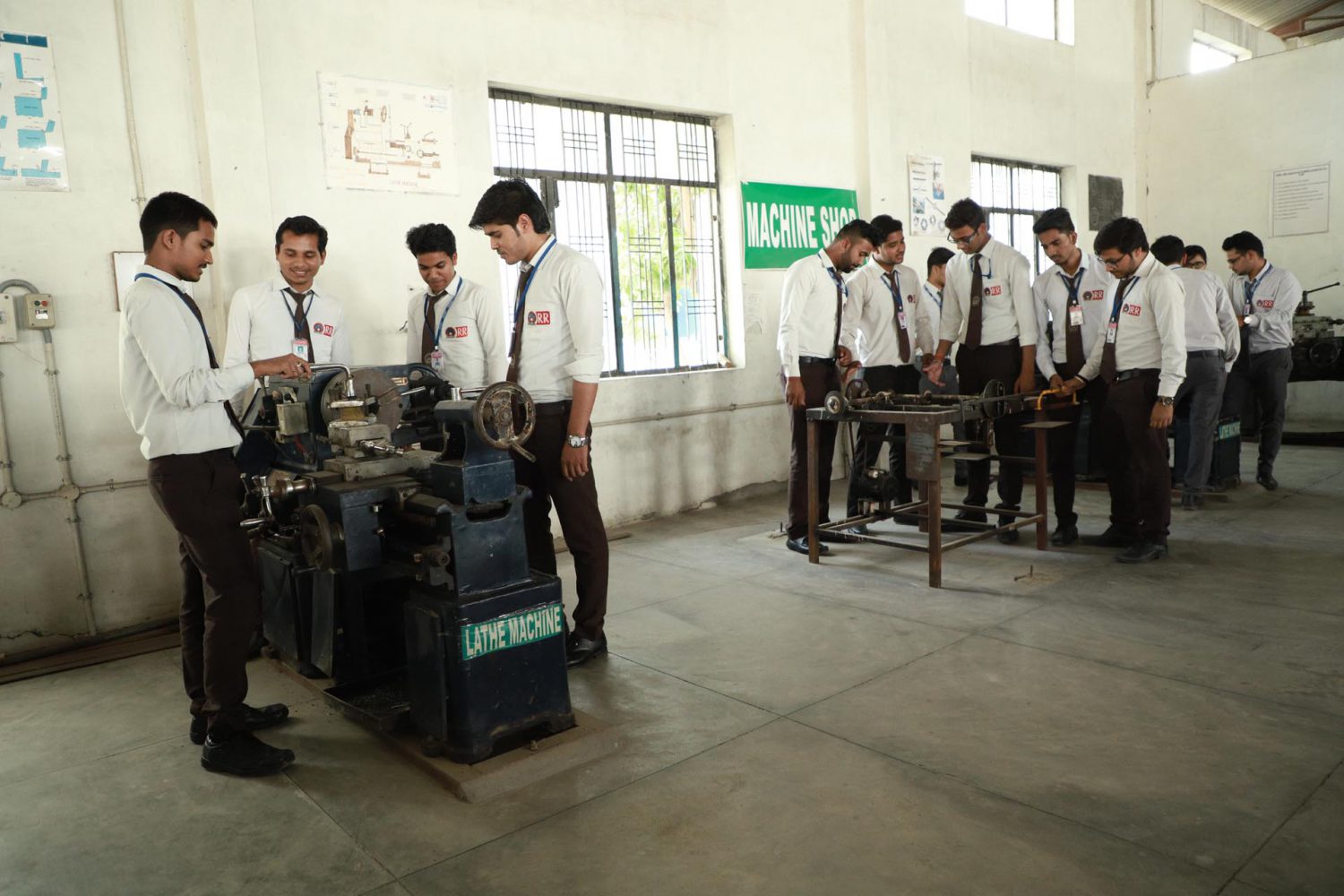 top5 b.tech college in lucknow